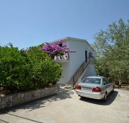Appartment Nikolina Prižba